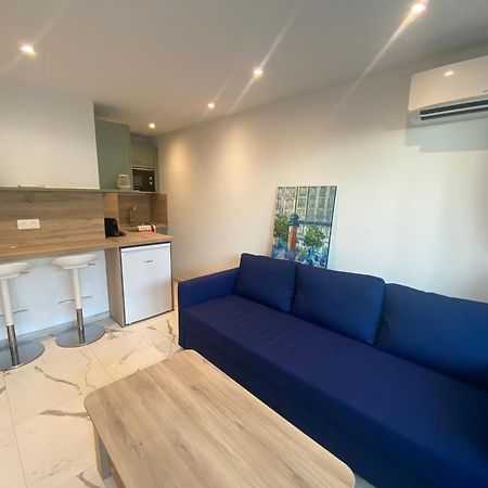 Appartement Face Mer Et Port Santa Lucia Climatise Et Wifi Saint-Raphaël Eksteriør billede