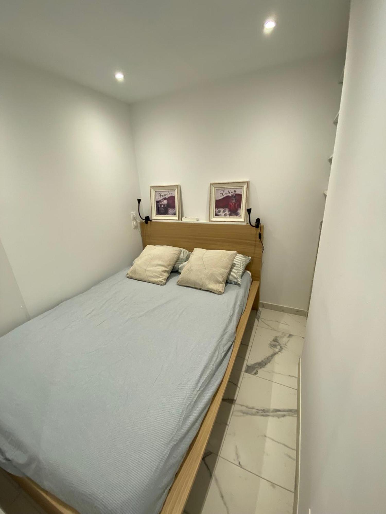 Appartement Face Mer Et Port Santa Lucia Climatise Et Wifi Saint-Raphaël Eksteriør billede