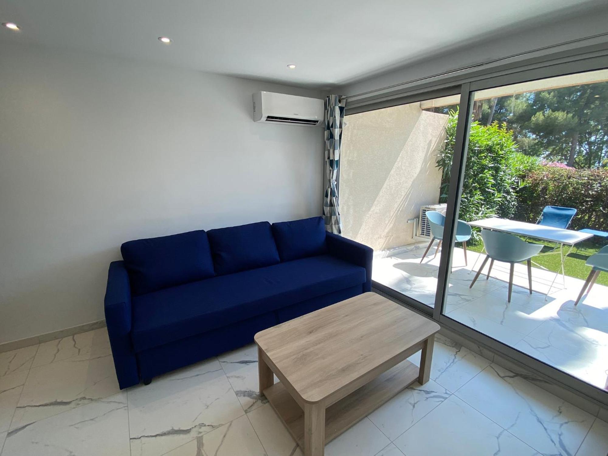 Appartement Face Mer Et Port Santa Lucia Climatise Et Wifi Saint-Raphaël Eksteriør billede