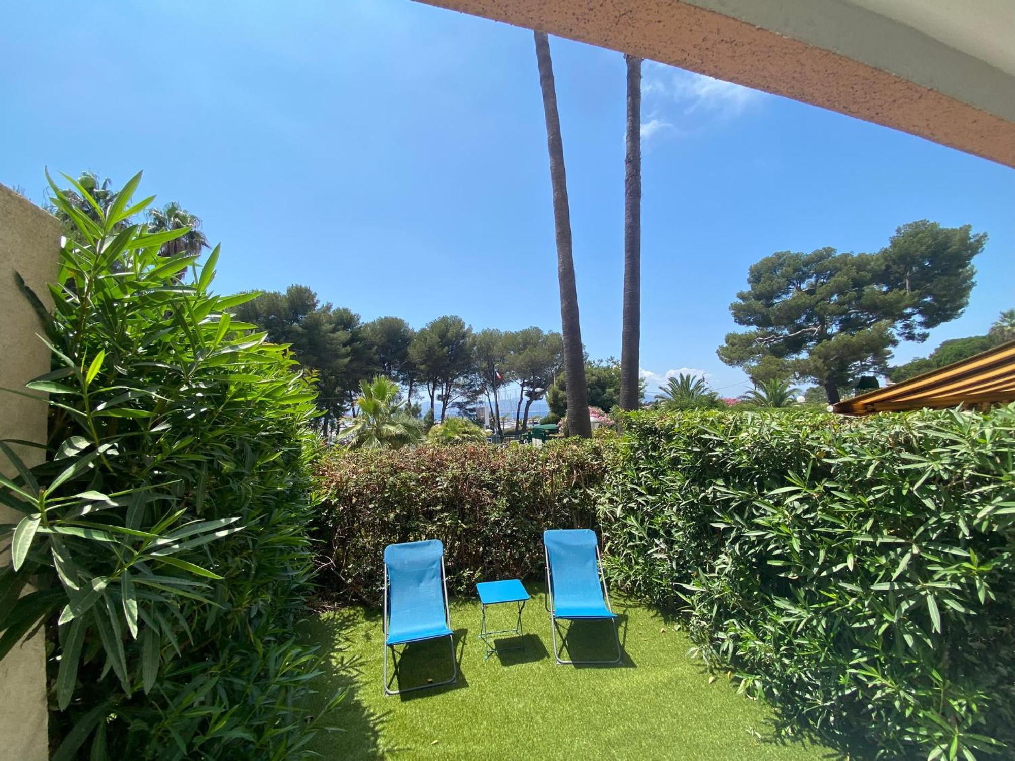 Appartement Face Mer Et Port Santa Lucia Climatise Et Wifi Saint-Raphaël Eksteriør billede